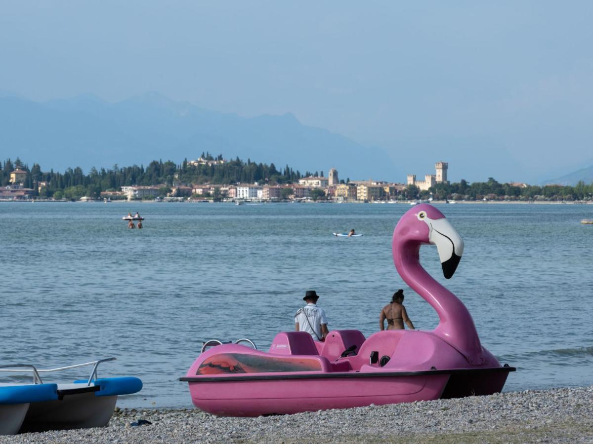 Holiday Home Garda Suite Trendy By Interhome Rivoltella del Garda Eksteriør billede