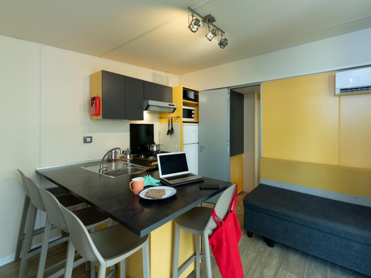 Holiday Home Garda Suite Trendy By Interhome Rivoltella del Garda Eksteriør billede